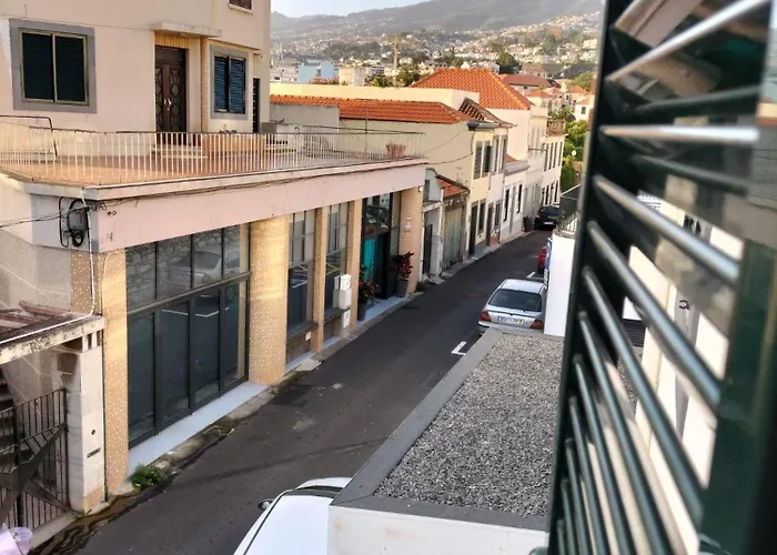 Hortasol B Apartament Funchal (Madeira)